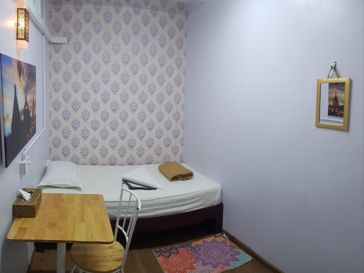Hostel He-O Янгон Екстер'єр фото